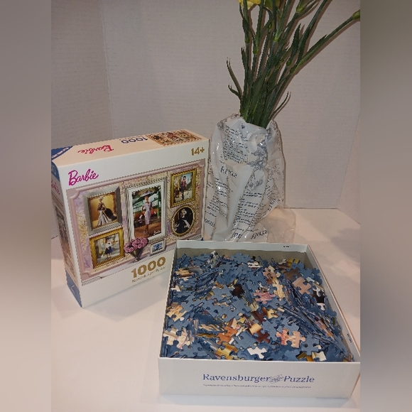 NWT Ravensburger - Barbie Puzzle of 1,000 Pieces! - Picture 3 of 6